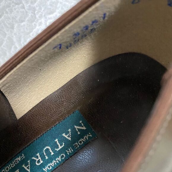 𝅺NATURALIZER Business Pumps with Low Heels and toe cap bronze Sz 6.5 - Picture 7 of 10